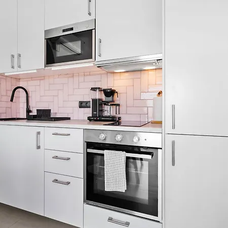 Апартаменти Palmas 8b Oasis *